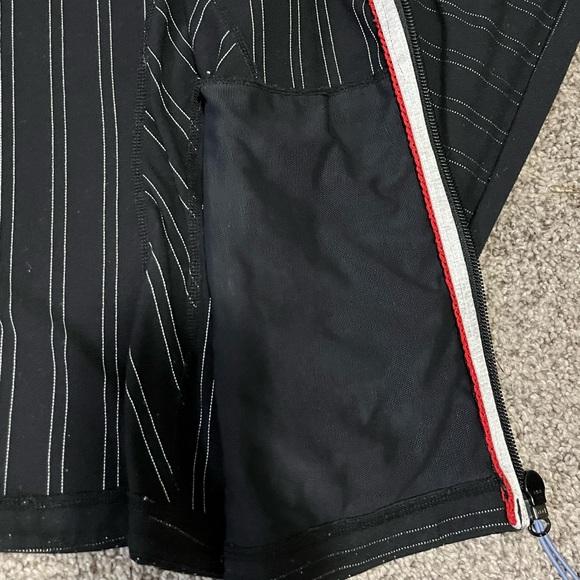 Lululemon Define Stripe Zip Up - Picture 3 of 5